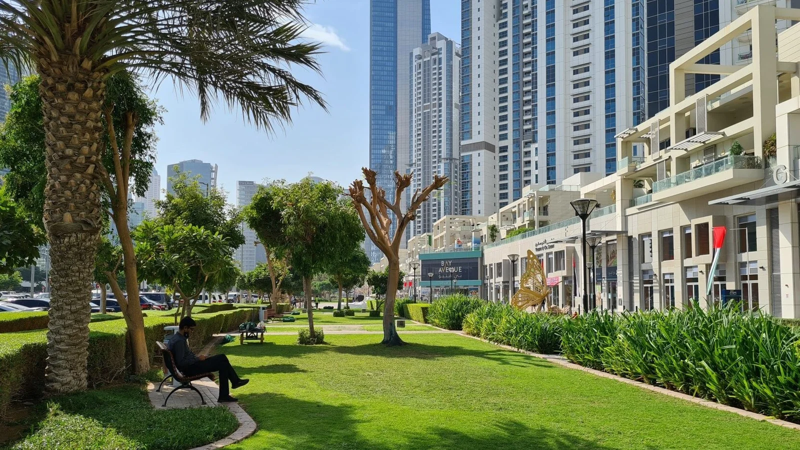 Bay Avenue Park & Retail